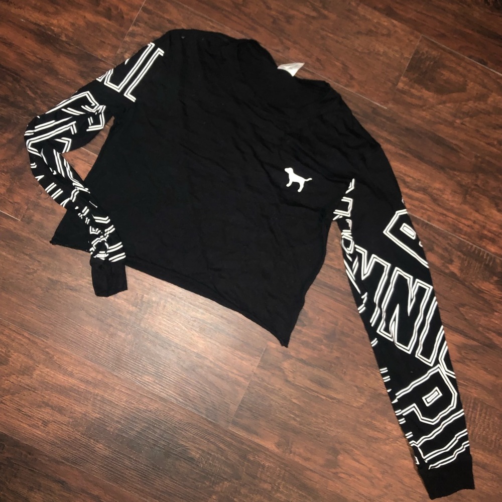 🚫SOLD ON MERCARI🚫 VS PINK CROP TOP